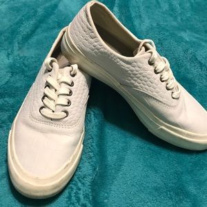 Snakeskin embossed sneakers